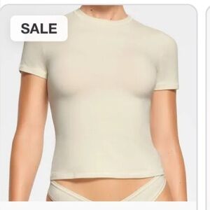 SKIMS COTTON JERSEY T SHIRT TOP Short Sleeve Bone size M